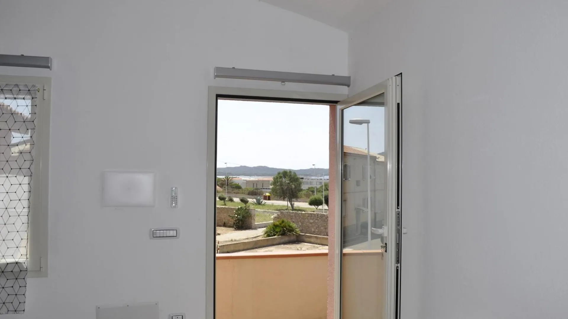 Villa Residenza Benvenuto Cellini La Maddalena  0*, La Maddalena (Sassari)