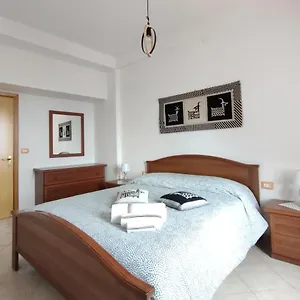 Casa vacanze La Dimora Del Viaggiatore, Jerzu