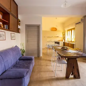 Casa vacanze Incantevole Nel Centro Storico, La Maddalena (Sassari)